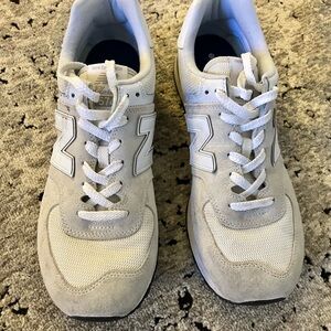 New Balance 574 Classic Rarely Worn